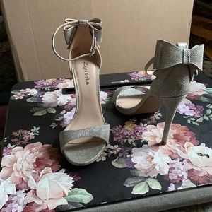 Stilettos silver glitter heel shoes